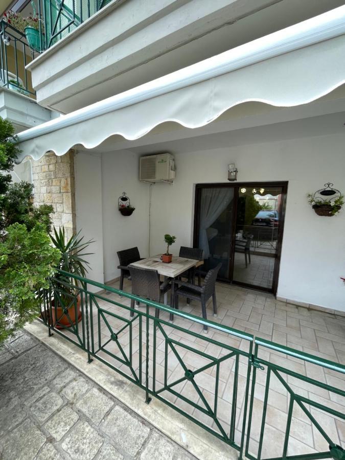 Aurora Apartment Áfitosz Kültér fotó